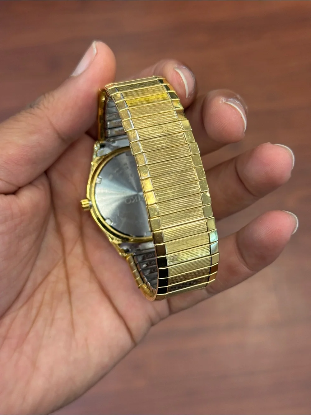 Seiko vintage mens adjustable strap Gold Watch with Gold Dial daydate watch
